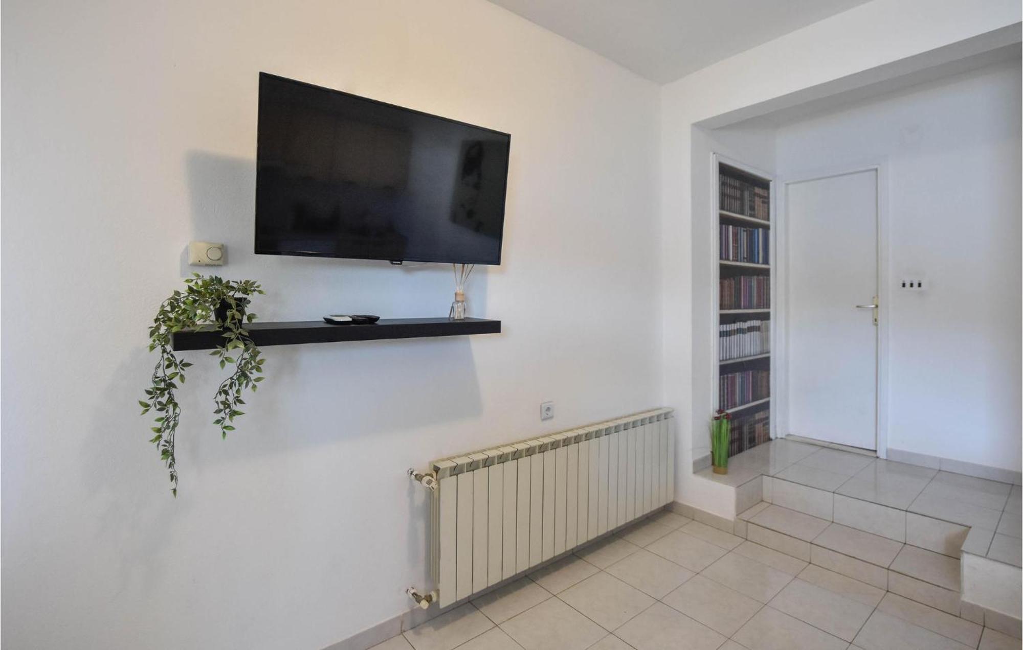 Nice Home In Poljica With House Sea View Marina Extérieur photo