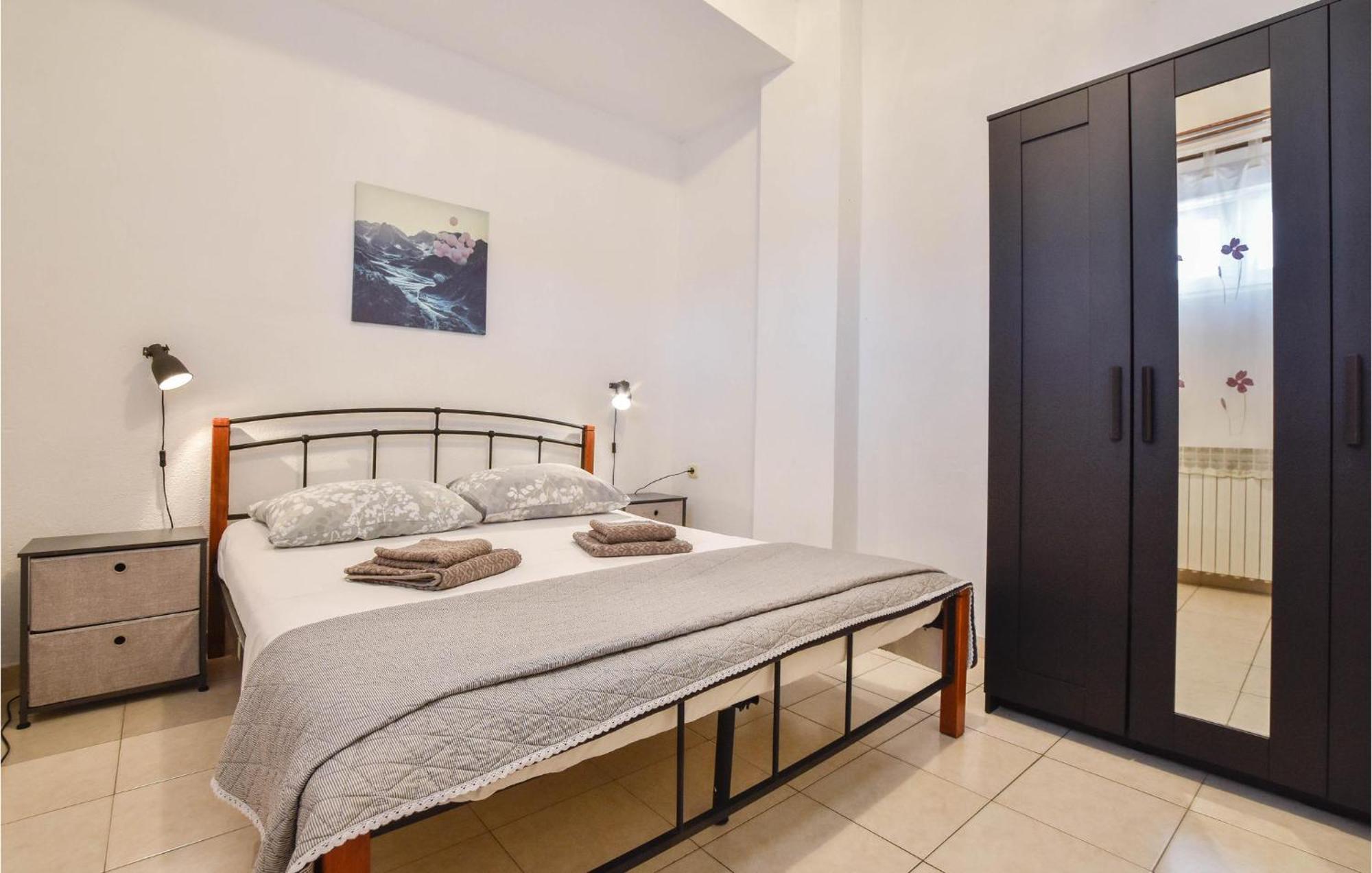 Nice Home In Poljica With House Sea View Marina Extérieur photo